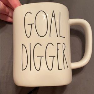 Rae Dunn GOAL DIGGER ☕️